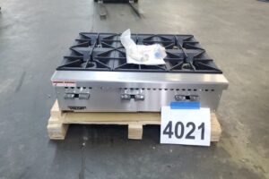 4021 Vulcan VCRH36-1 6-burner hot plate (2)