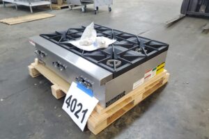 4021 Vulcan VCRH36-1 6-burner hot plate (4)