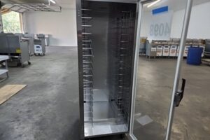 4098 Vulcan VHFA18 warming cabinet (3)