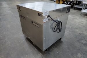 4104 Vulcan VBP5-1E1ZN warming cabinet (3)