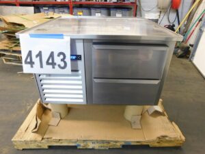 4143.05 ARS36-6 refrigerated base (3)