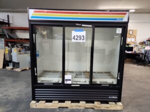 4293 True 3-door refrigerator GDM69BK (3)