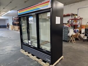 4293 True 3-door refrigerator GDM69BK (4)