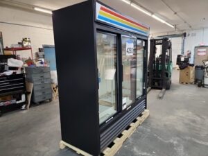 4293 True 3-door refrigerator GDM69BK (8)