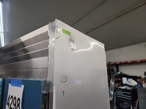 4298 Traulsen 2-door refrigerator G20010 (6)
