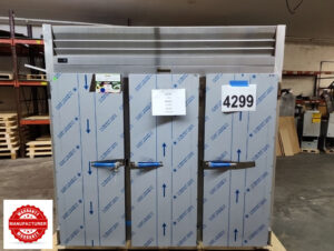 4299 Traulsen 3-door freezer fridge G31010 (11)