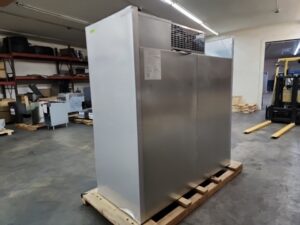 4299 Traulsen 3-door freezer fridge G31010 (6)