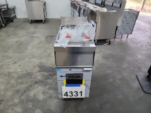 4331 Vulcan 1ER50A-1 electric deep fryer (2)