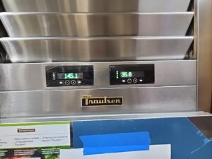 4613 Traulsen Warmer and Refrigerator AH132W (11)