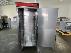 4636 Vulcan VBP15ES insulated warming cabinet (9)