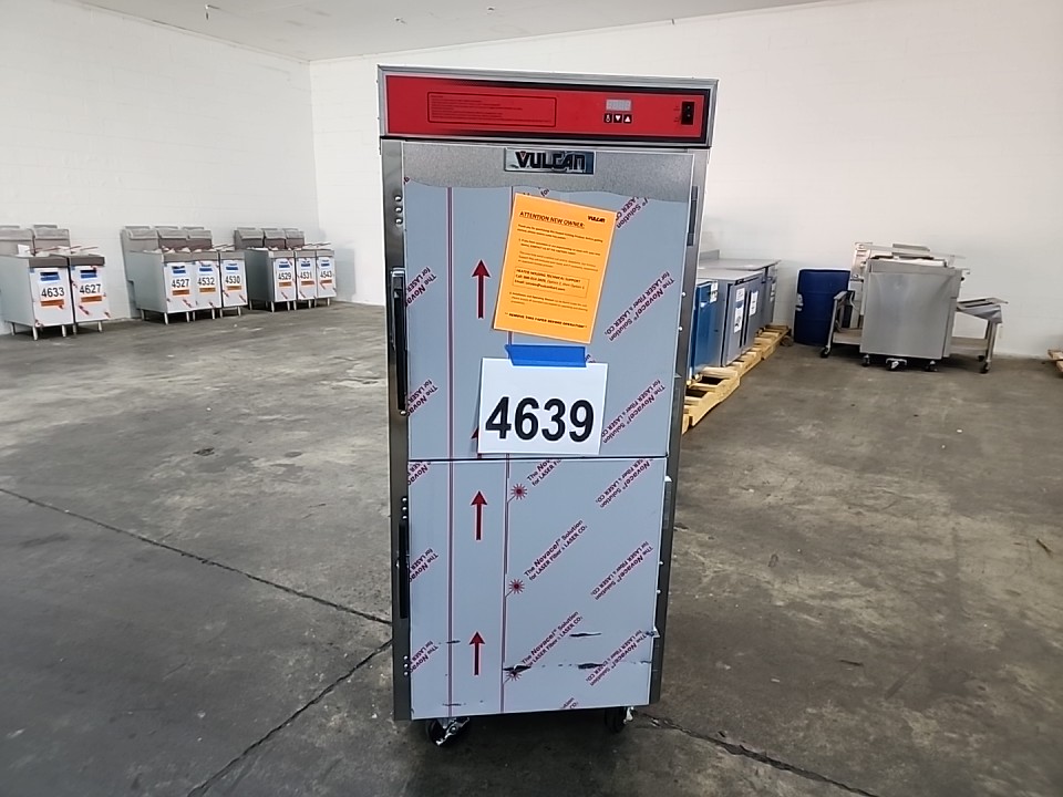 4639 Vulcan VBP15ES warming cabinet insulated (2)