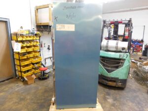 4723 Traulsen AHT232N 4-door refrigerator with slides (5)