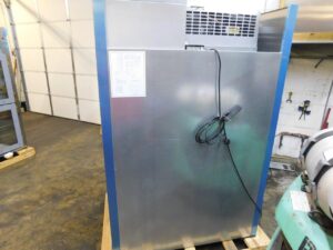 4723 Traulsen AHT232N 4-door refrigerator with slides (6)