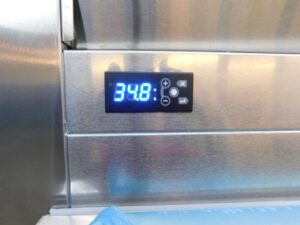 4695 Traulsen RHT232WPUT-FHS refrigerator (4)