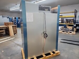 4701 Traulsen Split Door AHT232WUT-HHS Refrigerator (8)
