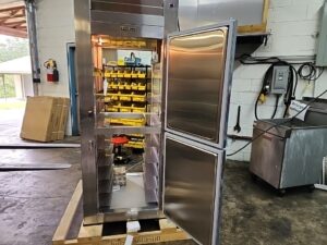 4703 Traulsen AHF132WP-HHG sheet pan warming cabinet pass through (5)