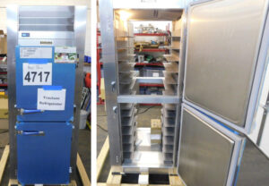 4717 Traulsen RHT132WPUT-HHS refrigerator (11)
