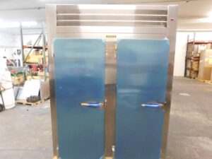 4721 Traulsen Glass Door Pass Thru warming cabinet AHF232WP-FHG (7)