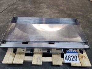 4820 wolf AGM60 manual gas griddle (3)