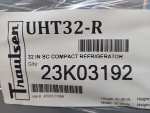 4884 Traulsen UHT32-R compact refrigerator (3)