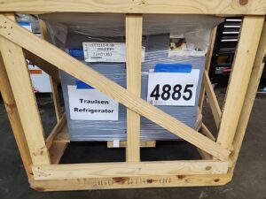 4885 Traulsen UST3212-R-SB prep station refrigerated (2)