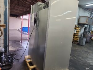 4893 Traulsen G22001 4-door freezer (4)