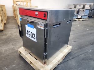 4903 - Vulcan VBP7ES insulated warming cabinet (3)