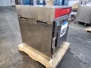 4903 - Vulcan VBP7ES insulated warming cabinet (8)