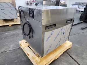 4906 Vulcan VBP5ES insulated warming cabinet (5)