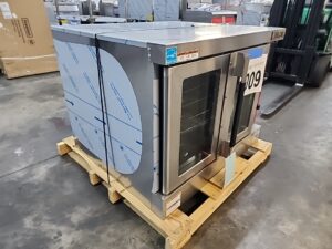 5009 Vulcan VC6GD bakers depth convection oven (1)