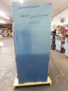 5059 Traulsen RHT232WPUT-HHG refrigerator (6)