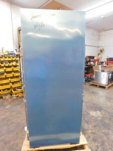 5061 Traulsen RHT132WPUT-HHS refrigerator (7)