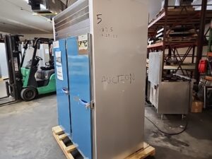 4430 Traulsen G20013 refrigerator (6)