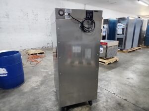 5006 Vulcan VBP15SL instulated warming cabinet (6)