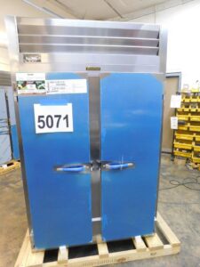 5071 Traulsen AHT232DUT-FHS Refrigerator (3)