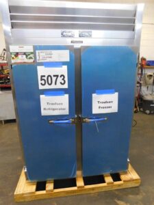 5073 Traulsen ADT232NUT-FHS refrigerator freezer (7)