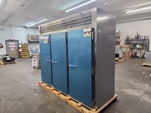 5075 Traulsen roll through AIH332LP-FHS warming cabinet (10)