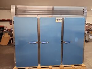 5075 Traulsen roll through AIH332LP-FHS warming cabinet (18)