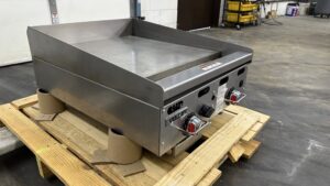 6061 Vulcan MSA24-101P thermostat griddle with Piezo (8)