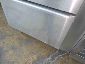 6132 Traulsen TB046SL2S refrigerated prep station (11)