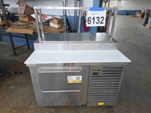 6132 Traulsen TB046SL2S refrigerated prep station (8)