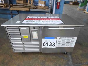 6133 Traulsen TCB5-58 undercounter blast chiller (13)