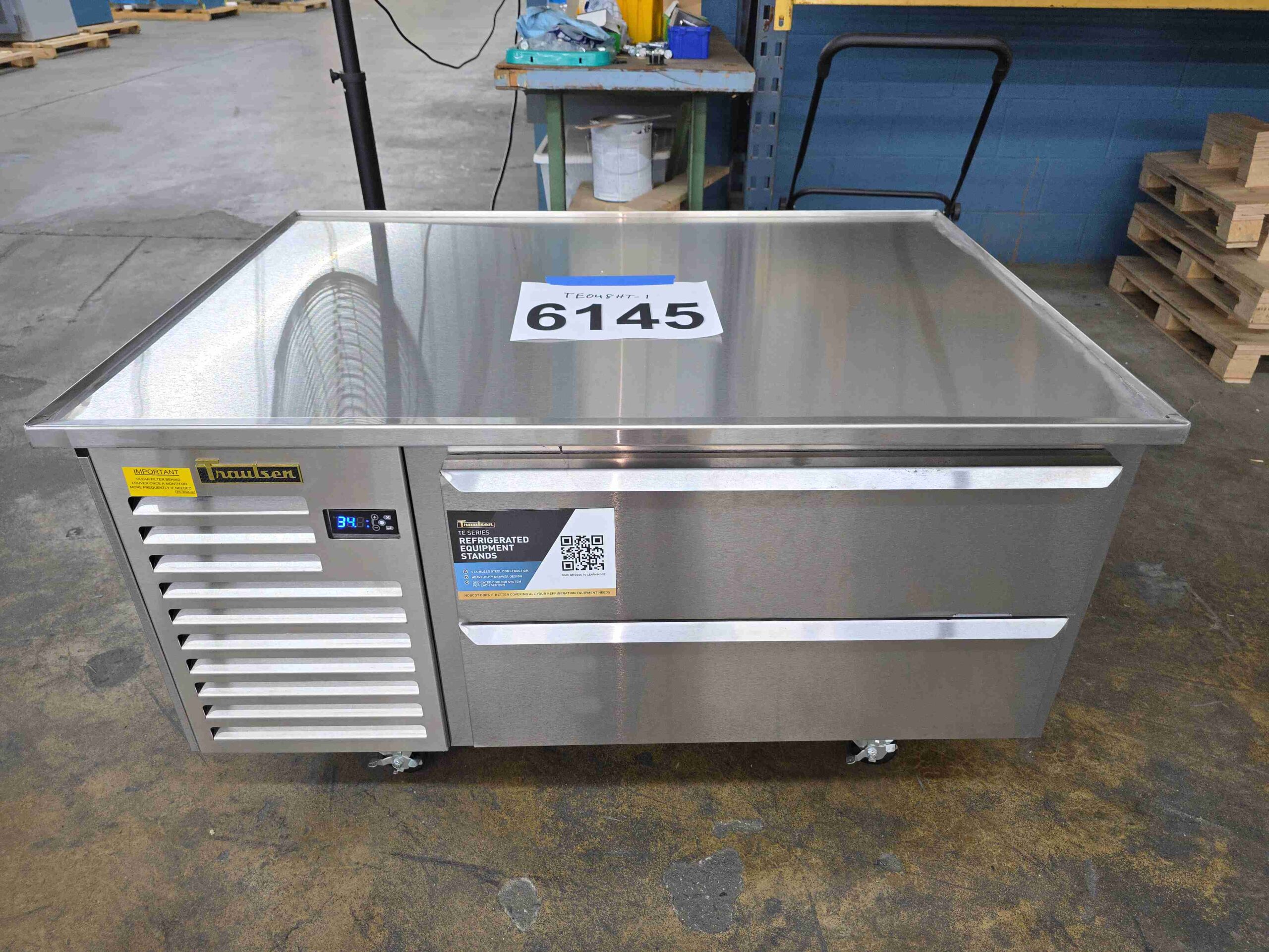 6145 Traulsen TE048HT check base 2 scaled 6145 TE048HT-1 Chef Base Refrigerator 6145 Traulsen TE048HT check base (2)