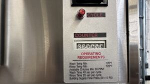 6149 Hobart LT1 1 Low Temp dishwasher 4 6149 Hobart Dish Washer LT1-1 6149 Hobart LT1-1 Low Temp dishwasher (4)