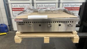 6165 Vulcan VCRG36-M1 manual gas griddle (2)