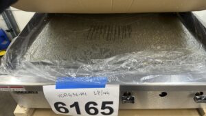 6165 Vulcan VCRG36-M1 manual gas griddle (9)