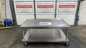 6207 Vulcan C 72 equipment stand 1 6207 Vulcan 48" Equipment Stand C-48 6207 Vulcan C-48 equipment stand (1)