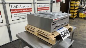 6209 Vulcan VCRB25 radiant charbroiler (2)