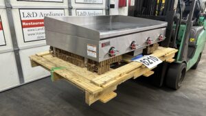 6210 WEG48E-1 Wolf 48 electric griddle (5)
