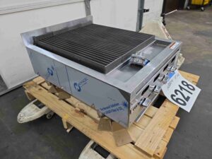 6218 Vulcan VACB25 radiant charbroiler (17)